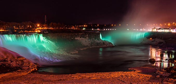 Niagara Falls, Tourism Ireland’s Global Greening St Patricks Day, 2014