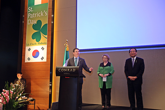 Minister Donohoe addresses the St Patrick’s Day Reception in Seoul. Credit: Tom Coyner